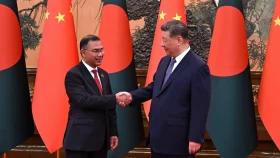 শি জিনপিংয়ের সঙ্গে বৈঠক করলেন প্রধানমন্ত্রী তারেক রহমান