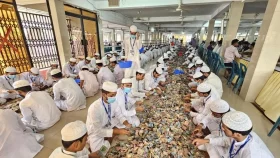 পাগলা মসজিদের দানবাক্সে ৪৩ বস্তা টাকা, চলছে গণনা