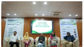 জলবায়ু পরিবর্তন মোকাবিলায় গণমাধ্যম ও তরুণদের ভূমিকা জরুরি