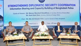 বৈশ্বিক অপরাধের চ্যালেঞ্জ মোকাবেলায় সমন্বিত নিরাপত্তা ব্যবস্থা গড়তে চায় পুলিশ