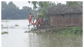 কুড়িগ্রামের নিম্নাঞ্চলে বন্যা, পানিবন্দী প্রায় ১০ হাজার মানুষ&nbsp;