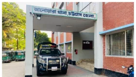 রাতে একই বিছানায় ঘুমিয়েছিলেন, ভোরে ওঠে দেখেন স্বামী ঝুলছে