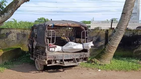 নদীর পাড়ের ঝোপ থেকে যুবকের মরদেহ উদ্ধার