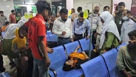 শ্রীপুরে পোশাক কারখানায় ৮০ শ্রমিক হঠাৎ অসুস্থ