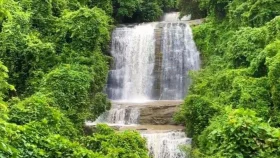 বর্ষায় প্রাণ ফিরে পেয়েছে মিরসরাইয়ের ঝর্ণাগুলো, পর্যটকের ঢল