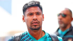 লিটনের পর জিম্বাবুয়ে সফর শেষ মোস্তাফিজেরও