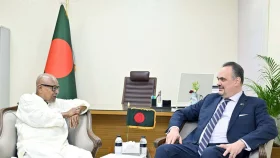 প্রধানমন্ত্রীর উপদেষ্টা নজরুল ইসলাম খানের সঙ্গে মার্কিন রাষ্ট্রদূতের সাক্ষাৎ&nbsp;