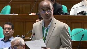 দিল্লিতে বসে হুঙ্কার দিয়ে লাভ নেই, সীমানায় ঢুকলেই গ্রেপ্তার: আইনমন্ত্রী