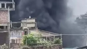 জুতার কারখানার আগুন নিয়ন্ত্রণে