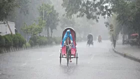 ৭ বিভাগে অতি ভারী বৃষ্টির আভাস, ঢাকায় জলাবদ্ধতার শঙ্কা