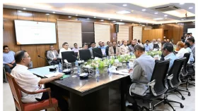 চিকিৎসাসেবায় ডাক্তারদের আরও আন্তরিক হওয়ার নির্দেশ প্রধানমন্ত্রীর