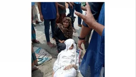 কলেজে যাওয়ার পথে অচেতন ছাত্রী, স্বাস্থ্য কমপ্লেক্সে ভর্তি