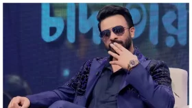 প্রথমবার আসল প্রেমের কথা প্রকাশ্যে আনলেন শাকিব খান