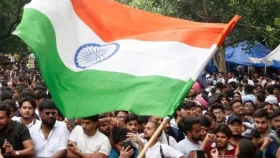 ভারতে &lsquo;তেলাপোকা&rsquo;র পর এবার &lsquo;কাঁকড়া&rsquo; আন্দোলন
