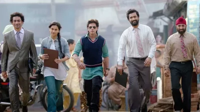 ডাঙ্কি সিনেমায় শাহরুখ খান, তাপসী পান্নু ও ভিকি কৌশল 