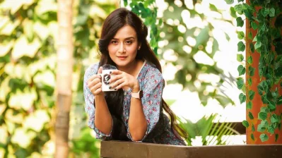 সালহা খানম নাদিয়া। ছবি: ফেসবুক থেকে 