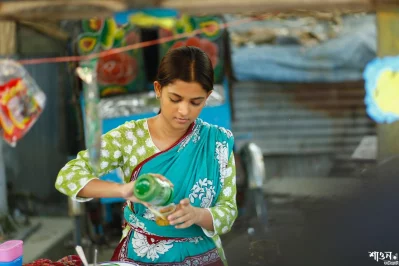 সাদিয়া আয়মান 