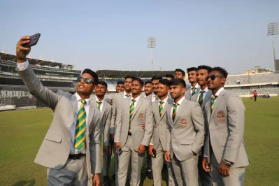 এমন আরেকটি সেলফি হোক সফল অভিযাত্রা শেষে