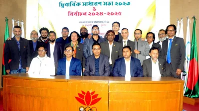 বিএসপিএর প্রাক্তন সভাপতি সনৎ বাবলার সঙ্গে নবনির্বাচিতরা।