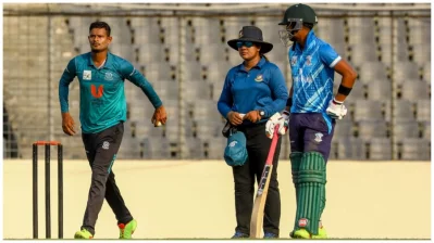 মোহামেডান-প্রাইম ব্যাংক ম্যাচ আম্পায়ার সাথিরা জাকির জেসি। ফাইল ছবি