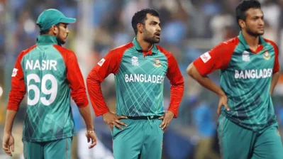 বেঙ্গালুরুতে সেই ম্যাচ হারের পর তামিম-সাকিবদের চোখে মুখে ফুটে উঠে হতাশা।