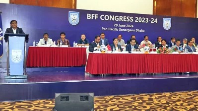 বার্ষিক সাধারণ সভায় বক্তব্য রাখছেন বাফুফে সভাপতি