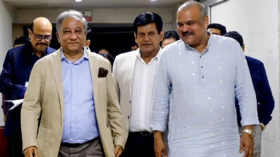 সভায় অংশ নিতে বিসিবি কার্যালয়ে নাজমুল হাসান পাপন, আকরাম খান