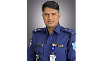 লেখক: আক্তার হোসেন।