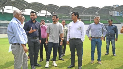 মিরপুর শেরে বাংলা স্টেডিয়াম ঘুরে দেখেন ক্রীড়া উপদেষ্টা আসিফ মাহমুদ