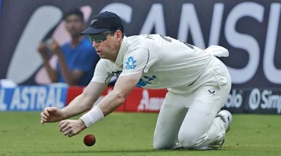 ম্যাট হেনরি ছেড়ে দিলেন রিশাভ পান্ত
