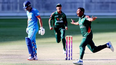 উইকেট শিকারের পর ইমন।