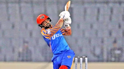 স্থানীয় খেলোয়াড়দের মধ্যে মাহিদুল ইসলাম অংকনের স্ট্রাইকরেট ২০৬.৮১ সেরা। ছবি: দেশ রূপান্তর