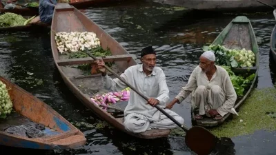 ভারতের একমাত্র মুসলিম সংখ্যাগরিষ্ঠ রাজ্য কাশ্মীর।
