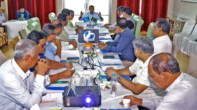 বাফুফের নির্বাহী কমিটির সভায় তাবিথ আউয়াল। ছবি: বাফুফে