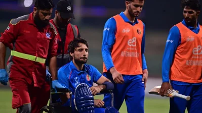 রহমত শাহ হুইলচেয়ারে