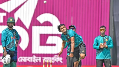 অনুশীলনে সিরিজের মাঝপথে দলে ঢোকা নাসুম আহমেদ। ছবি: দেশ রূপান্তর