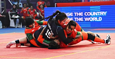 ম্যাচের একটি দৃশ্য