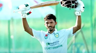 ডাবল সেঞ্চুরির অপেক্ষায় দিন শেষ করেছেন অমিত হাসান