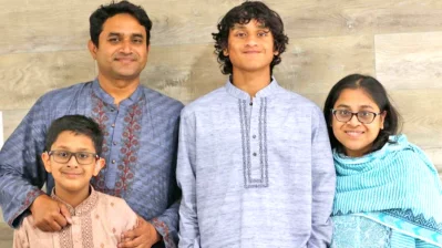 বাবা-মার সাথে আরহাম ইসলাম 