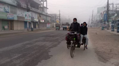 জেলা জুড়েই মৃদু শৈত্যপ্রবাহ অব্যাহত রয়েছে। ছবি: প্রতিনিধি