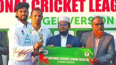 ২৯ উইকেট নিয়ে ম্যান অফ দা টুর্নামেন্ট মুকিদুল ইসলাম মুগ্ধ