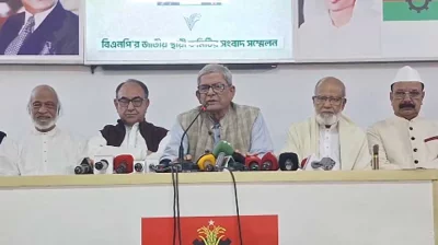 তারেক রহমানের দেশে ফেরার ঘোষণা দিচ্ছেন মির্জা ফখরুল ইসলাম আলমগীর। ছবি: ভিডিও থেকে