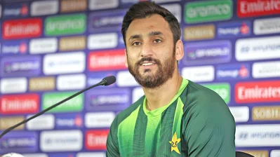 কলম্বোতে সংবাদ সম্মেলনে সালমান আগা
