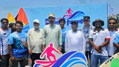 কক্সবাজারে সার্ফিং আসরের উদ্বোধন করেন ক্রীড়া প্রতিমন্ত্রী 