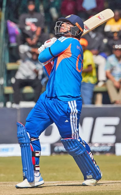 হারারেতে দ্বিতীয় টি-টোয়েন্টিতে ৯ বলে ২০ রান করেন বৈভব সূর্যবংশী