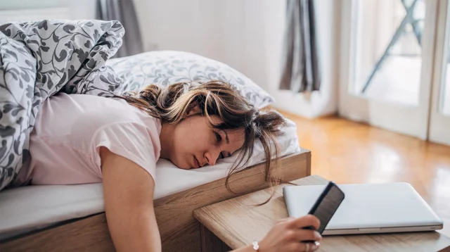 পর্যাপ্ত ঘুমের পরও ক্লান্তিবোধ কেন হয়?