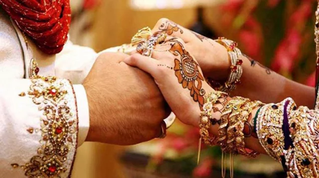 Салбыраған кеуделер