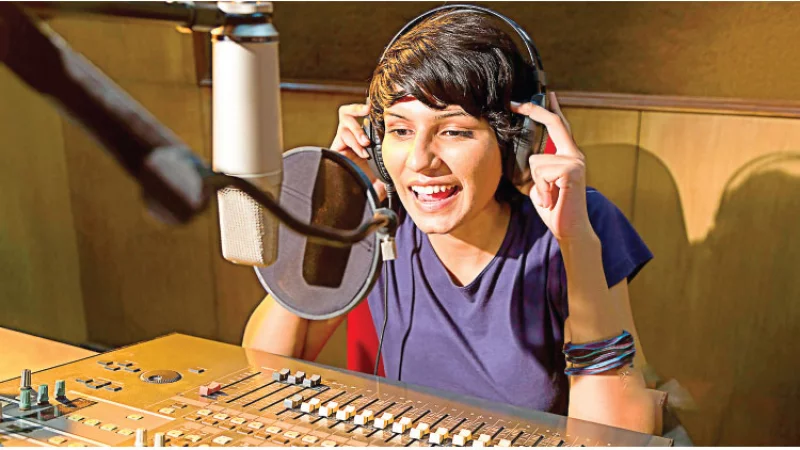 Men Xersonda jinsiy aloqa qilishni xohlayman Paypoq kiygan qizlar bilan anal jinsiy aloqa